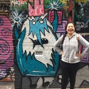 Meet your Posher, Elizabeth